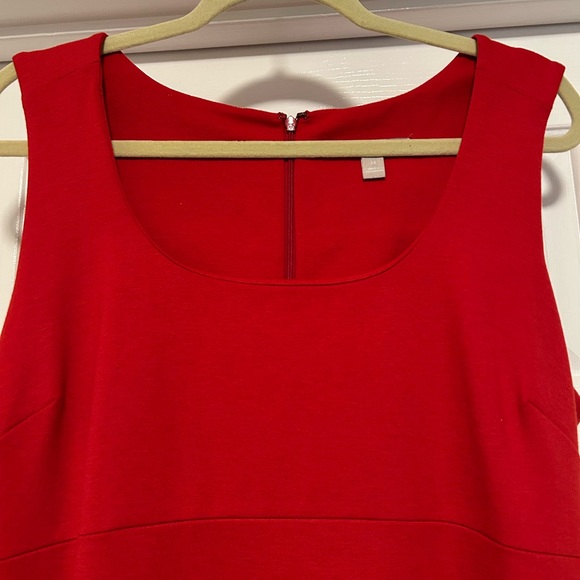 Banana Republic Red Fit and Flare Midi Dress - Picture 4 of 10